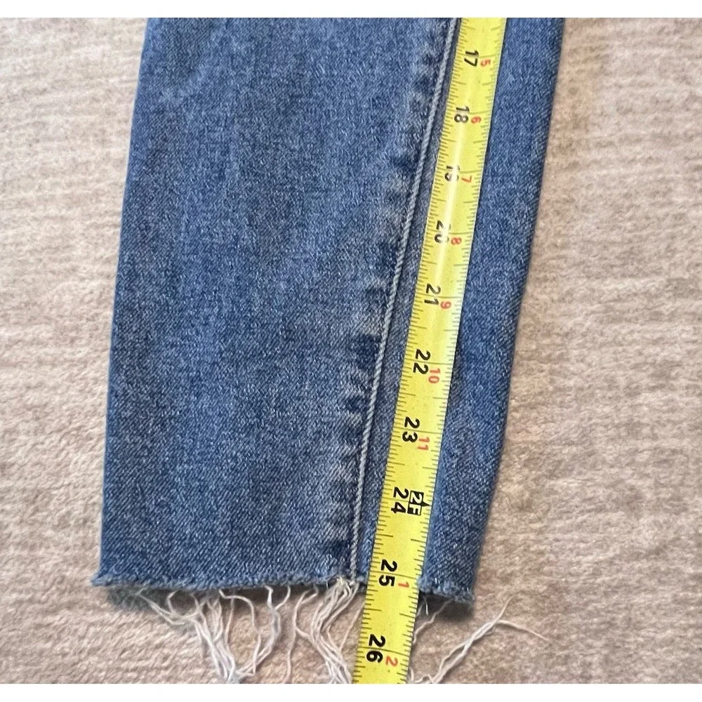 Hollister Ultra High-Rise Mom Jeans Women's Size 5R (W27 L27) Medium Wash Frayed - Picture 3 of 9